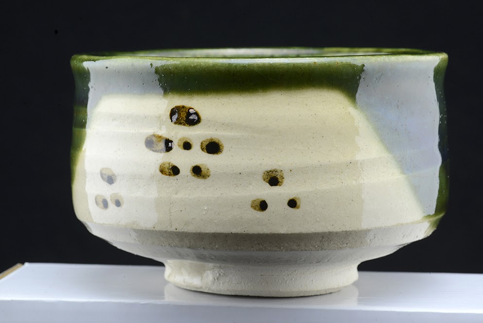 Oribe chawan matcha csésze